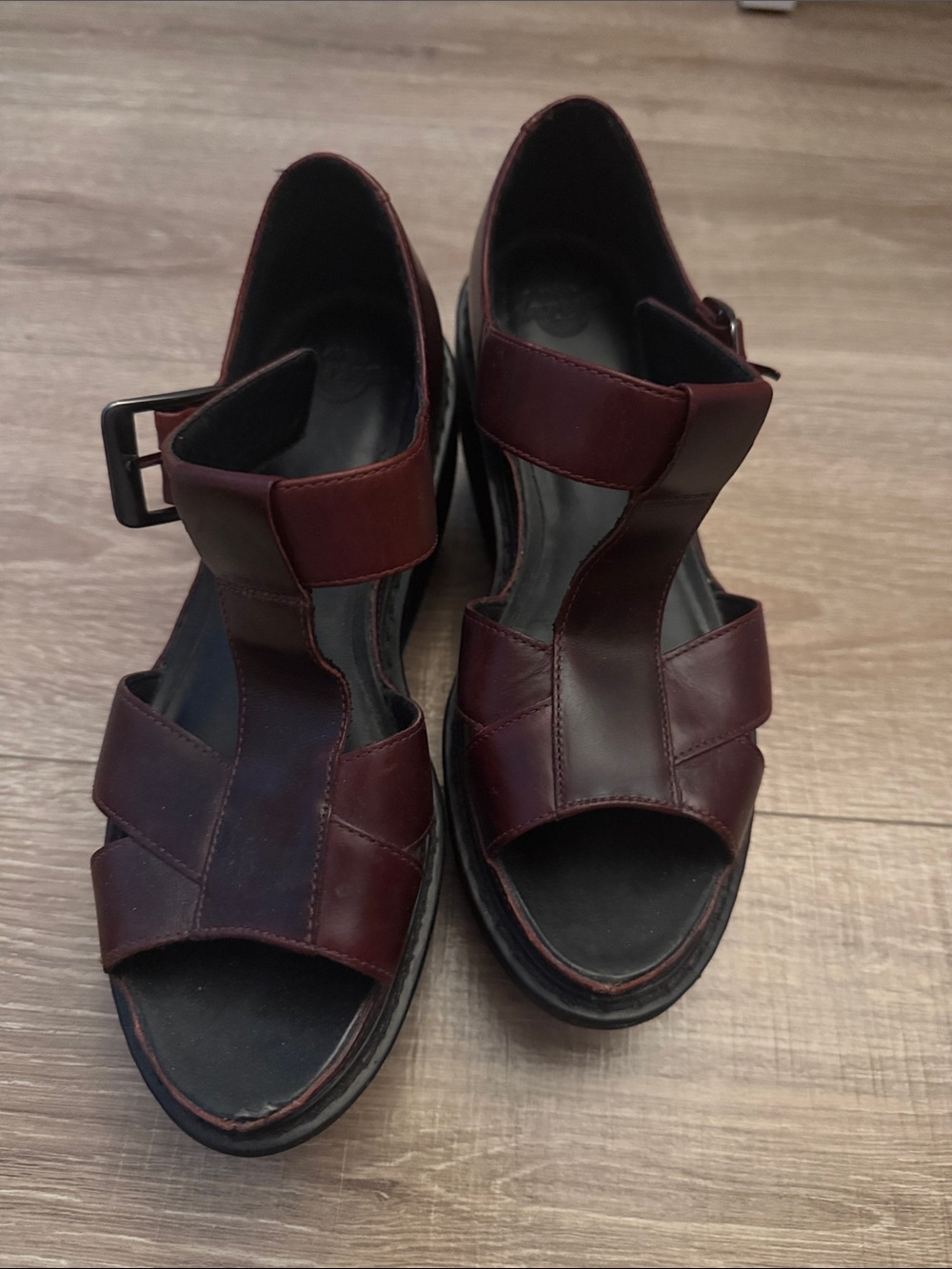 Dr. Martens women’s rare Burgundy Leather platform Sandals